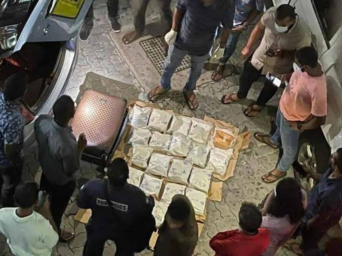 ރާއްޖެއަށް މަސްތުވާތަކެތި އެތެރެކުރާ މީހުންނަށް މަރުގެ އަދަބު ދެވޭގޮތް ހަދައިފި