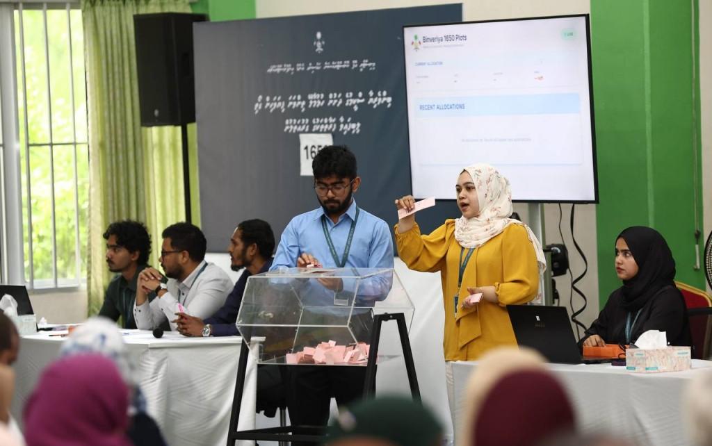 ފޮޓޯ: ޕީއެސްއެމް