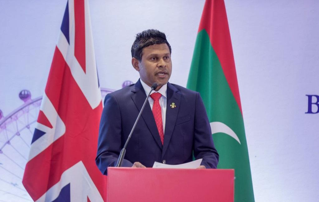 ދެމެހެއްޓެނިވި ތަރައްޤީއަށް އެކަތިގަނޑެއްގެ ގޮތުގައި މަސައްކަތްކުރުމުގައި އިނގިރޭސިވިލާތަކީ ފާހަގަކޮށްލެވޭ ޤައުމެއް: ނައިބުރައީސް