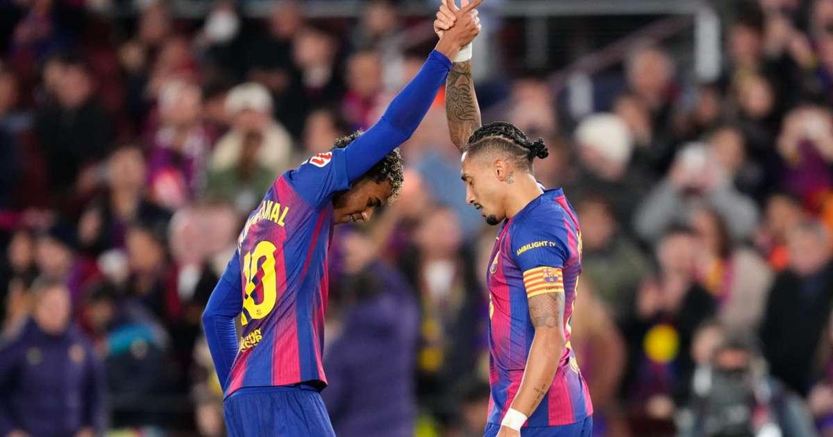 ރަފީނިޔާގެ ދެގޯލާއެކު ބާސެލޯނާ ތާވަލުގެ އެއްވަނައިގައި 7 ޕޮއިންޓްގެ ލީޑެއް