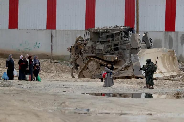 އެމެރިކާއިން މިސްރަށް ދޭ އަސްކަރީ އެހީ ހުއްޓާލާނެކަމުގެ އިންޒާރު