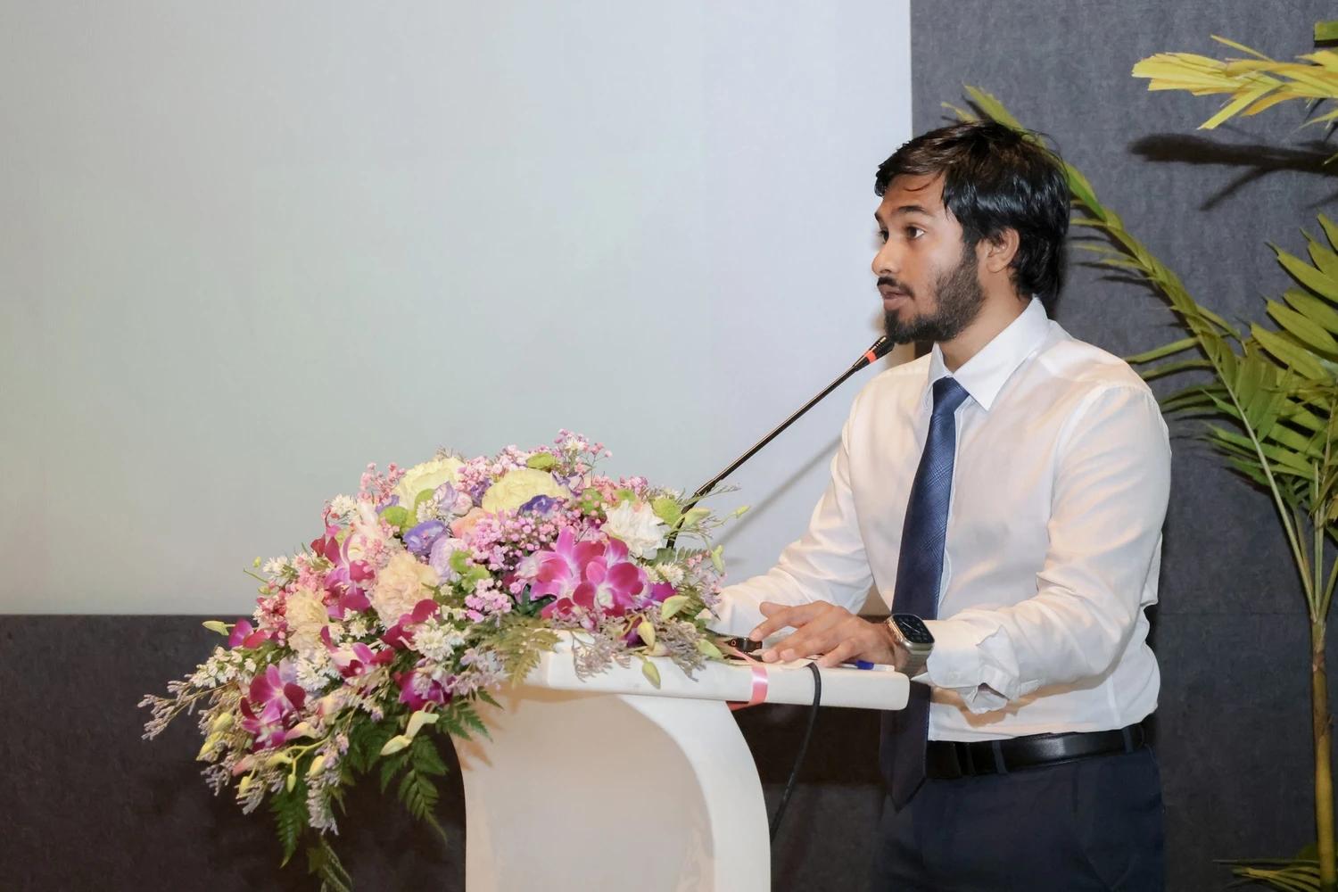 ހުނަރުވެރި އަދި ކުޅަދާނަ މަސައްކަތްތެރި ޒުވާން ޖީލެއް ބިނާކުރުމަކީ އެންމެ ބޮޑު އަމާޒު: އަސީލް