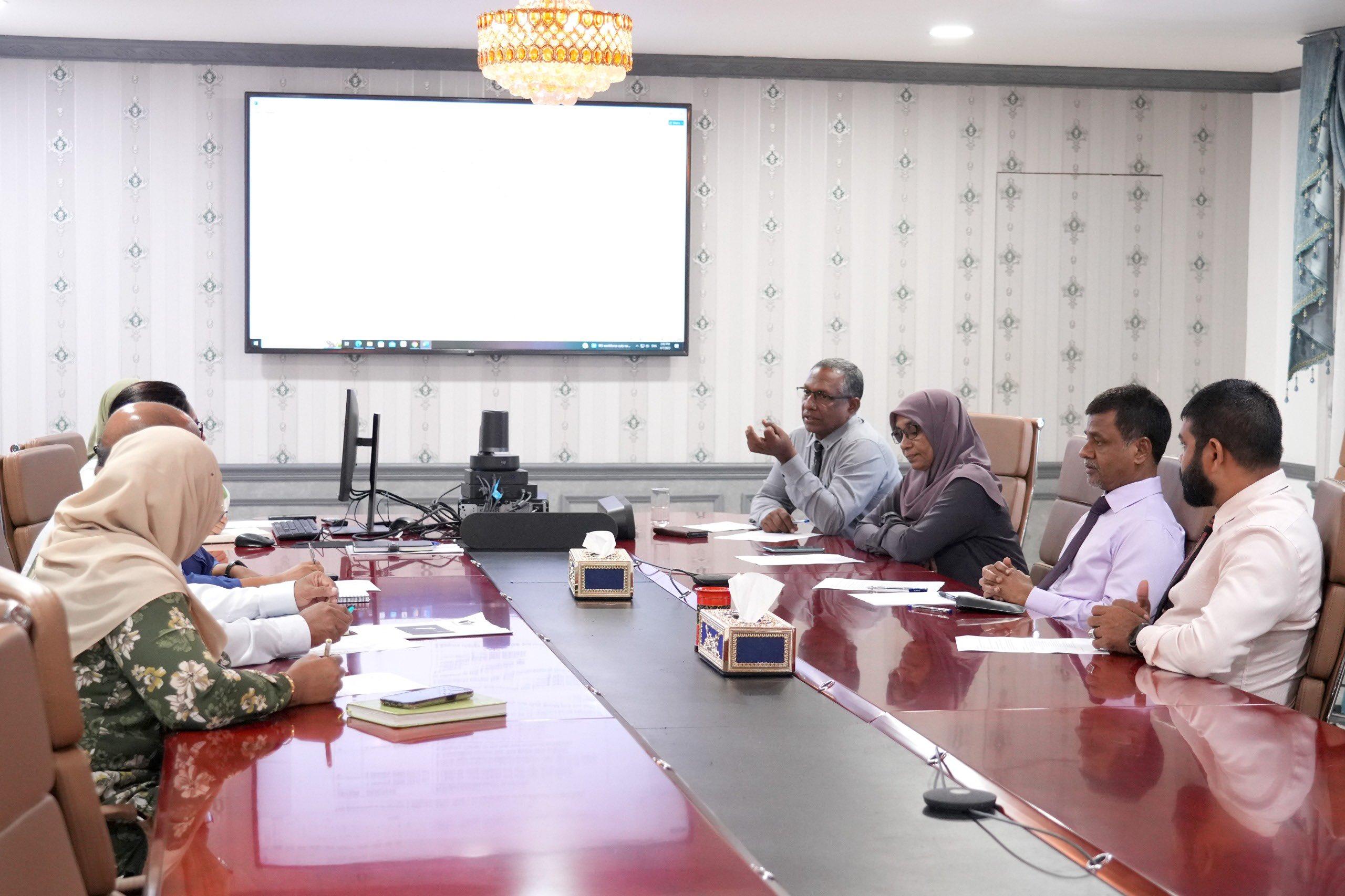 ދުންފަތް މަނާކުރެވޭ އުމުރުފުރާ ކަނޑައެޅުމަށް ޑަބްލިޔުއެޗްއޯ އާއި ޔުނިސެފާ އެކު މަޝްވަރާ ކޮށްފި