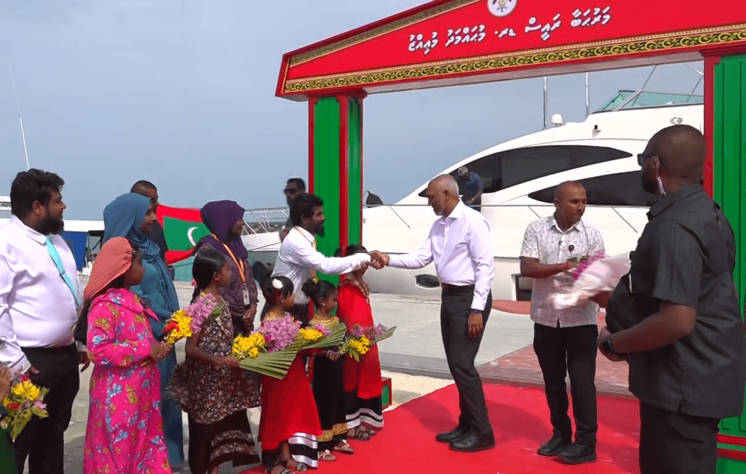 ރައީސް ލަންދުއަށް ވަޑާއިގެންނެވުން