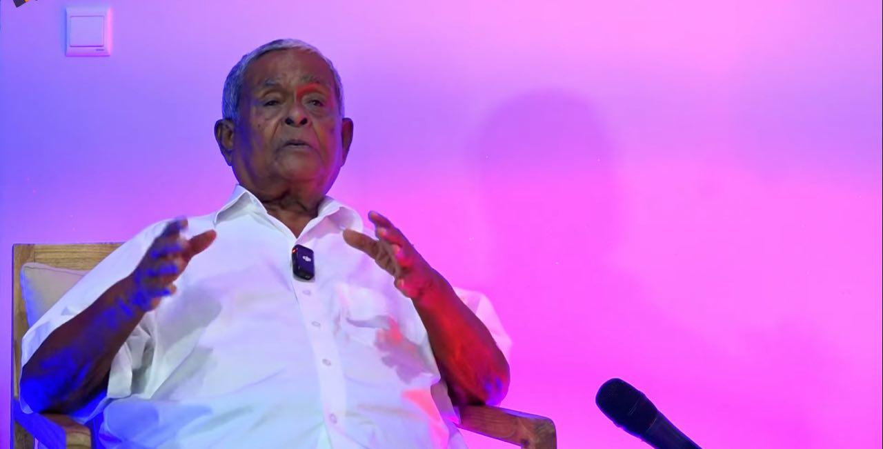 ޑޮލަރުގެ މައްސަލަ ހައްލުކޮށް، ނަތީޖާ ނެރުމަށް 5 އަހަރުގެ ވެރިކަމުގެ ދައުރަކީ މާ ކުރު މުއްދަތެއް: އުއްޗު