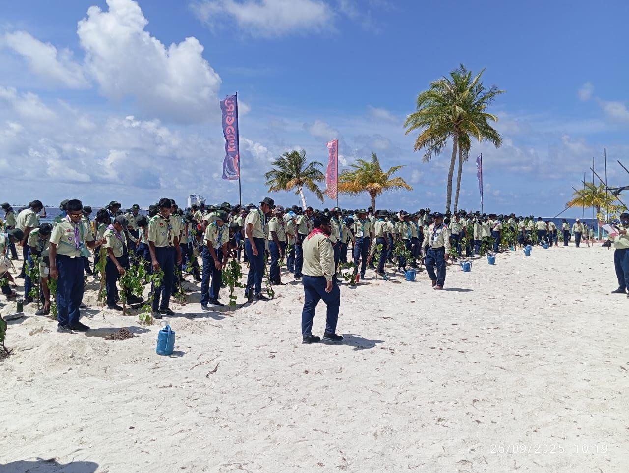 5 މިލިއަން ގަސް އިންދުމުގެ މަޝްރޫޢުގެ ދަށުން ކުޑަގިރީގައި 500 ގަސް އިންދައިފި