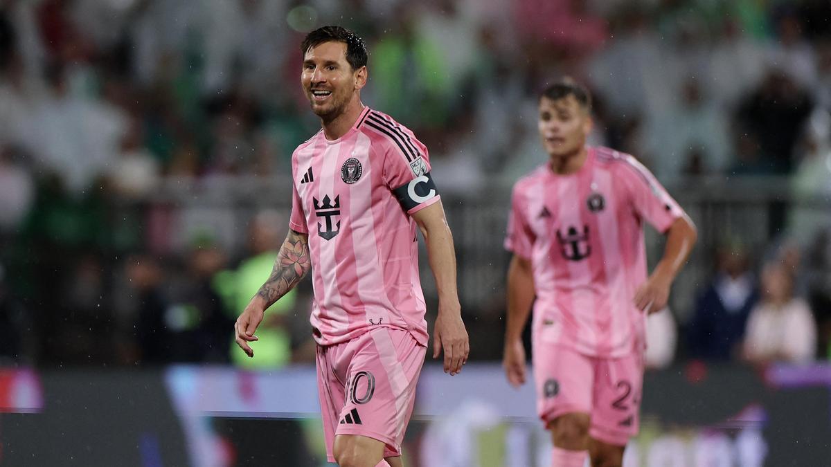 ބާސެލޯނާ މެޗުގައި މެސީއަށް އަނިޔާވެ، އިންޓަ މިއާމީގެ ޕްރީ-ސީޒަން ފަހު މެޗު ފަސްކޮށްފި