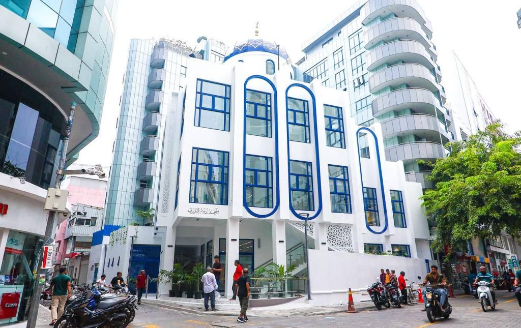 ޒަމާނީވަންތަކަމާއެކު ތަރައްގީކުރި ބަރުބަރީ މިސްކިތް ހުޅުވައިފި