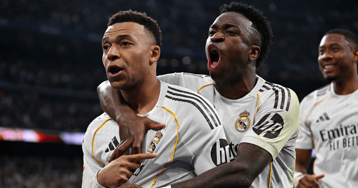 ޕެނަލްޓީ އެފްސީ އަނެއްކާވެސް ޕެނަލްޓީގެ ބާރުގައި ފަހުވަގުތު މޮޅުވެ ބާސާއަށް ޕްރެޝަރުކޮށްފި