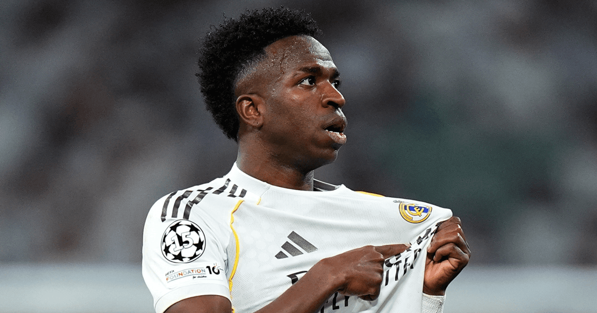 ނަސްލީގޮތުން ދިމާކުރި ބެންފީކާއަށް ވިނީސިއަސްގެ ފަރާތުން ވަރުގަދަ ރަށްދެއްދީ މުބާރާތުން ބޭރުކޮށްލައިފި