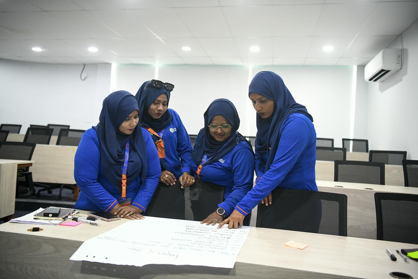 މަސްވެރިންނާއި އާންމު ދަތުރުފަތުރުގެ ހިދުމަތްދޭ ފަރާތްތަކަށް ކުރީގެ އަގުގައި ތެޔޮ ފޯރުކޮށްދެނީ