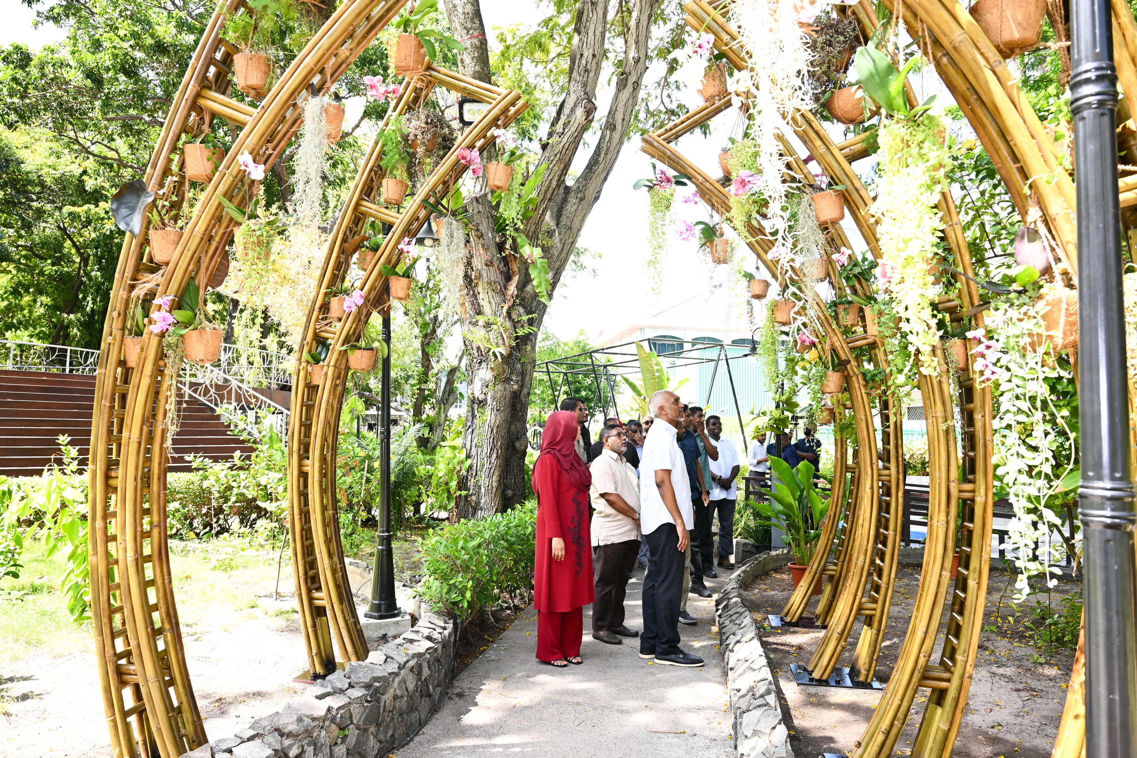 ސަލްޓަން ޕާކު ޒަމާނީ ފެންވަރަށް ތަރައްޤީކުރުމަށް އެމްއެންޑީއެފް އިން ކުރާ މަސައްކަތް ރައީސް ބައްލަވާލައްވައިފި