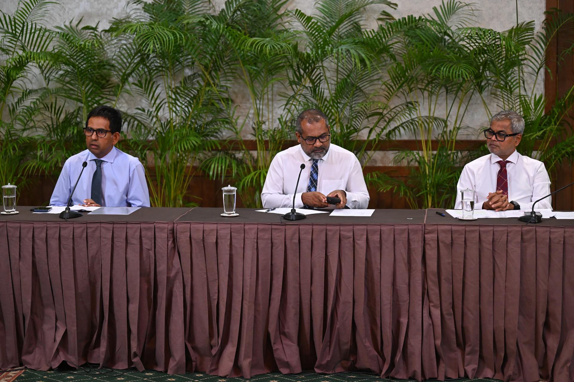 މެދުއިރުމަތީގައި ހަނގުރާމަ ކުރިއަސް ރާއްޖޭގެ ޑިމާންޑް ދަށް ނުވޭ: ވަޒީރު ޠާރިޤް