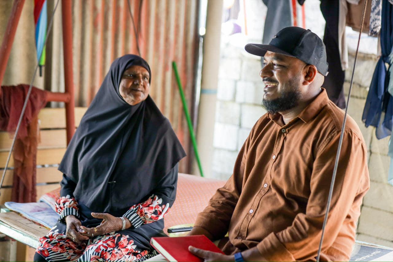 ޝުޖާއު އިންތިޚާބެއްގައި ރައްޔިތުންގެ ގާތުގައި