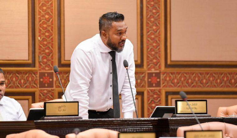 މެމްބަރު ސިނާންގެ ގޮނޑި ގެއްލިފައިވާ ކަމަށް ބުނާ މައްސަލާގައި އަންނަ ހަފުތާ ހުކުމް އިއްވަނީ