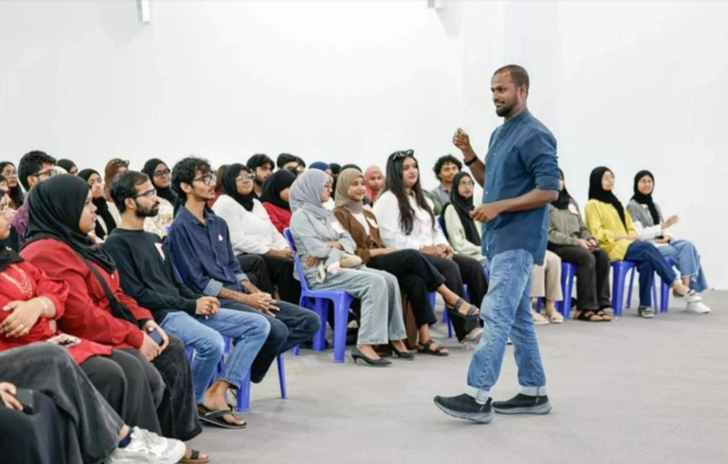 ވަޒީފާއަށް އަހުލުވެރިވުމަށްޓަކައި ކުރިއަށްގެންދާ "ސްކިލްއަޕް ޔޫތު" ވޯކްޝޮޕް މިމަހު 11ގައި!