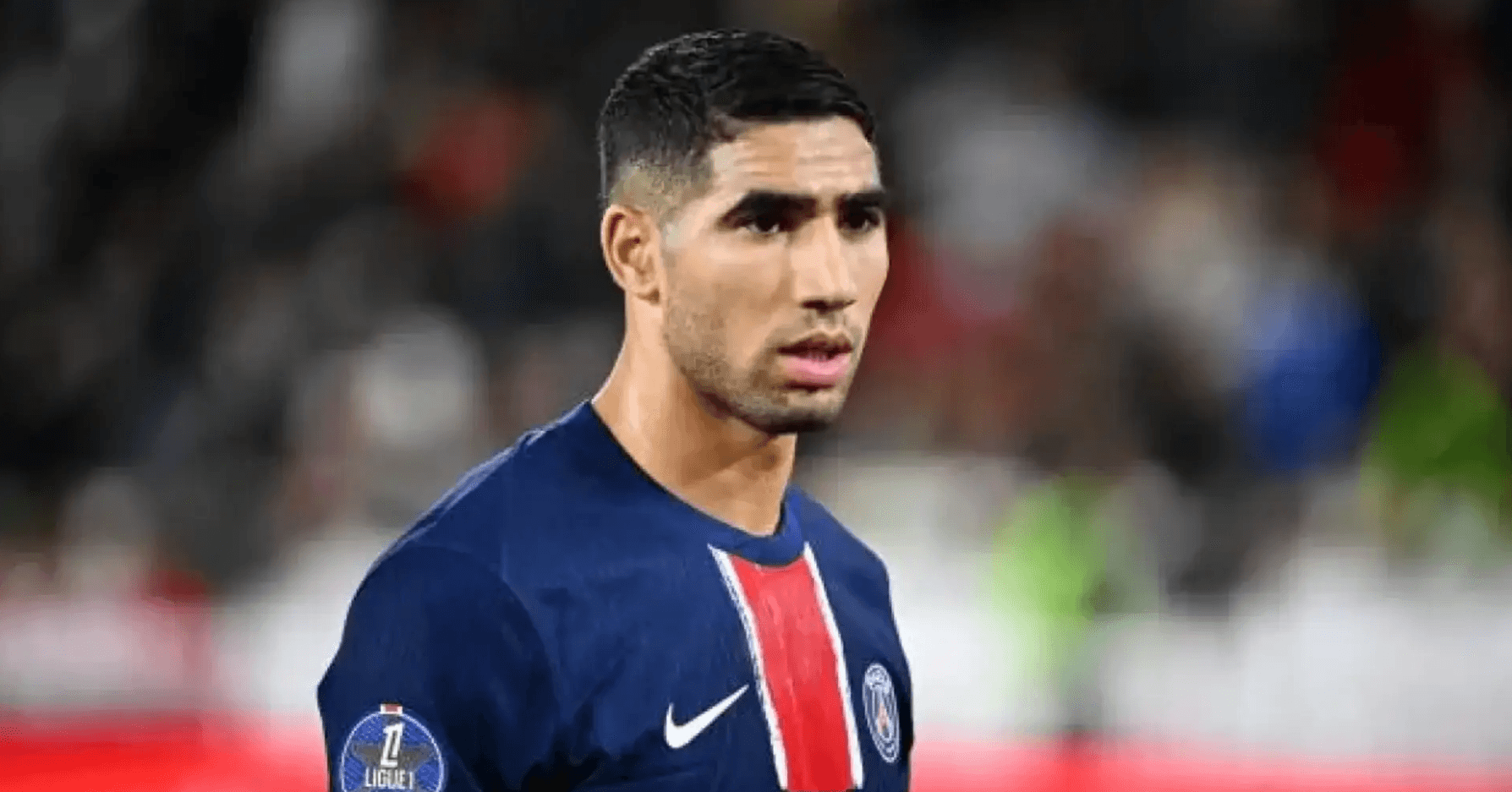 ޖިންސީ ގޯނާގެ ތުހުމަތުތަކާ ގުޅިގެން ފްރާންސްގެ ލީގު 1 ގެ އެފްރިކާގެ އެންމެ މޮޅު ކުޅުންތެރިޔާގެ އެވޯޑުން ހަކީމީ އުނިކޮށްފި