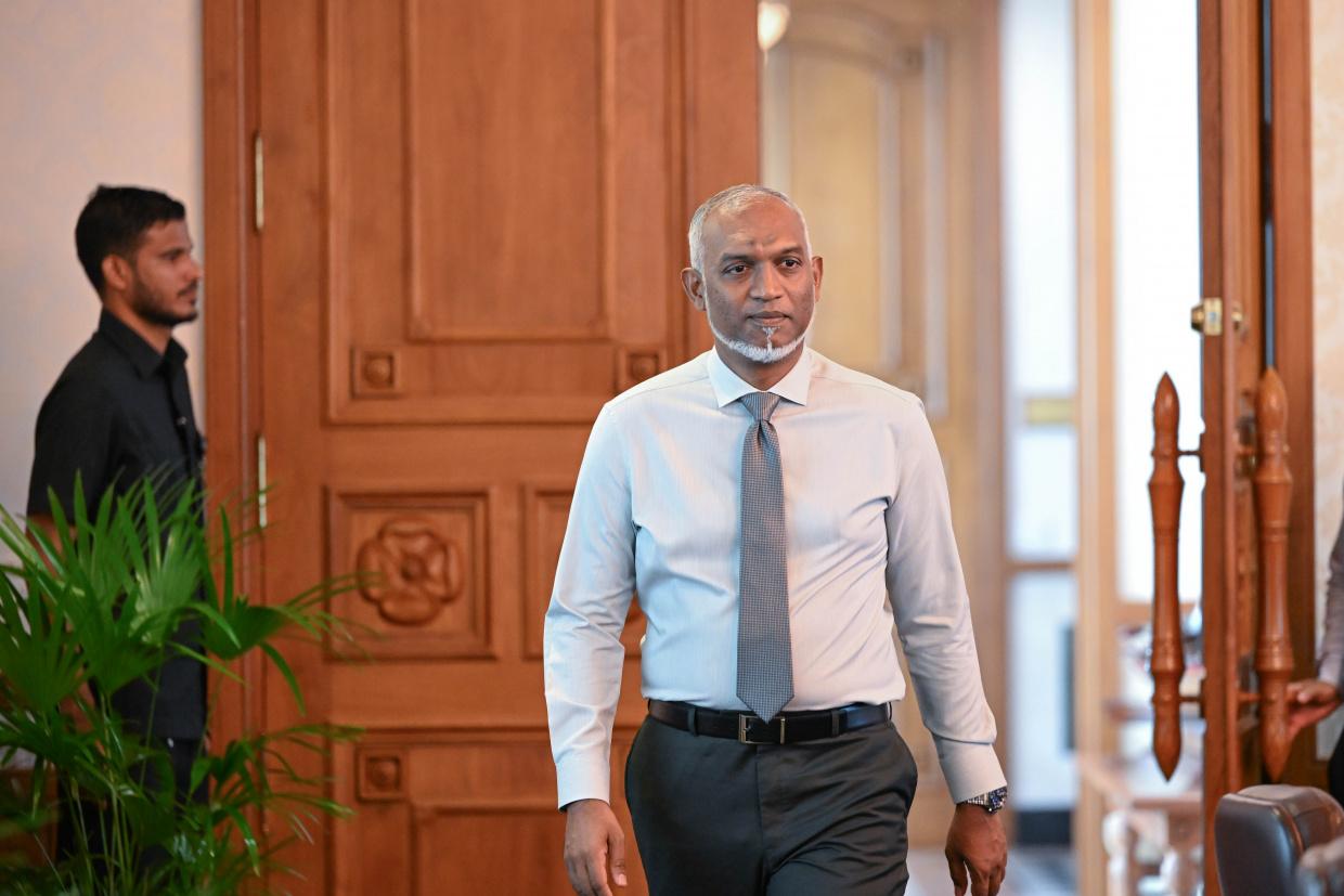 ރައީސް، ސިންގަޕޫރަށް ކުރެއްވި ދަތުރުފުޅު ނިންމަވާލެއްވުމަށްފަހު މާލެ ވަޑައިގެންފި