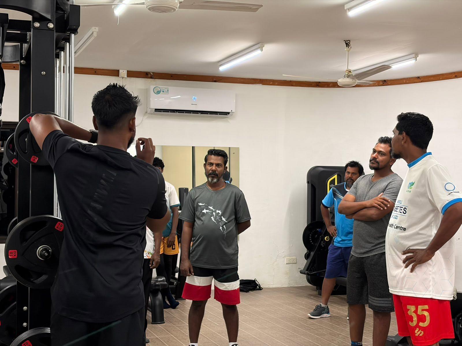 ރ. ވާދޫ ކައުންސިލުން އެ ރަށުގެ ރައްޔިތުންނަށް ފިޓްނަސް ޕްރޮގްރާމެއް ފަށައިފި