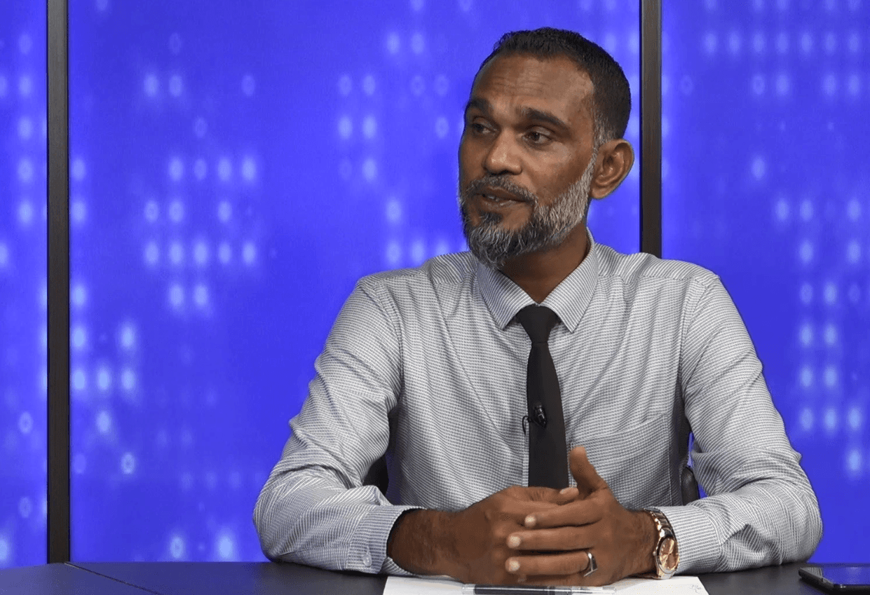 ރާއްޖޭގައި މިހާރު ވެރިކަން ކުރަނީ 'ބިނާކުރަނިވި' ފިކުރުން: އިނާޒު
