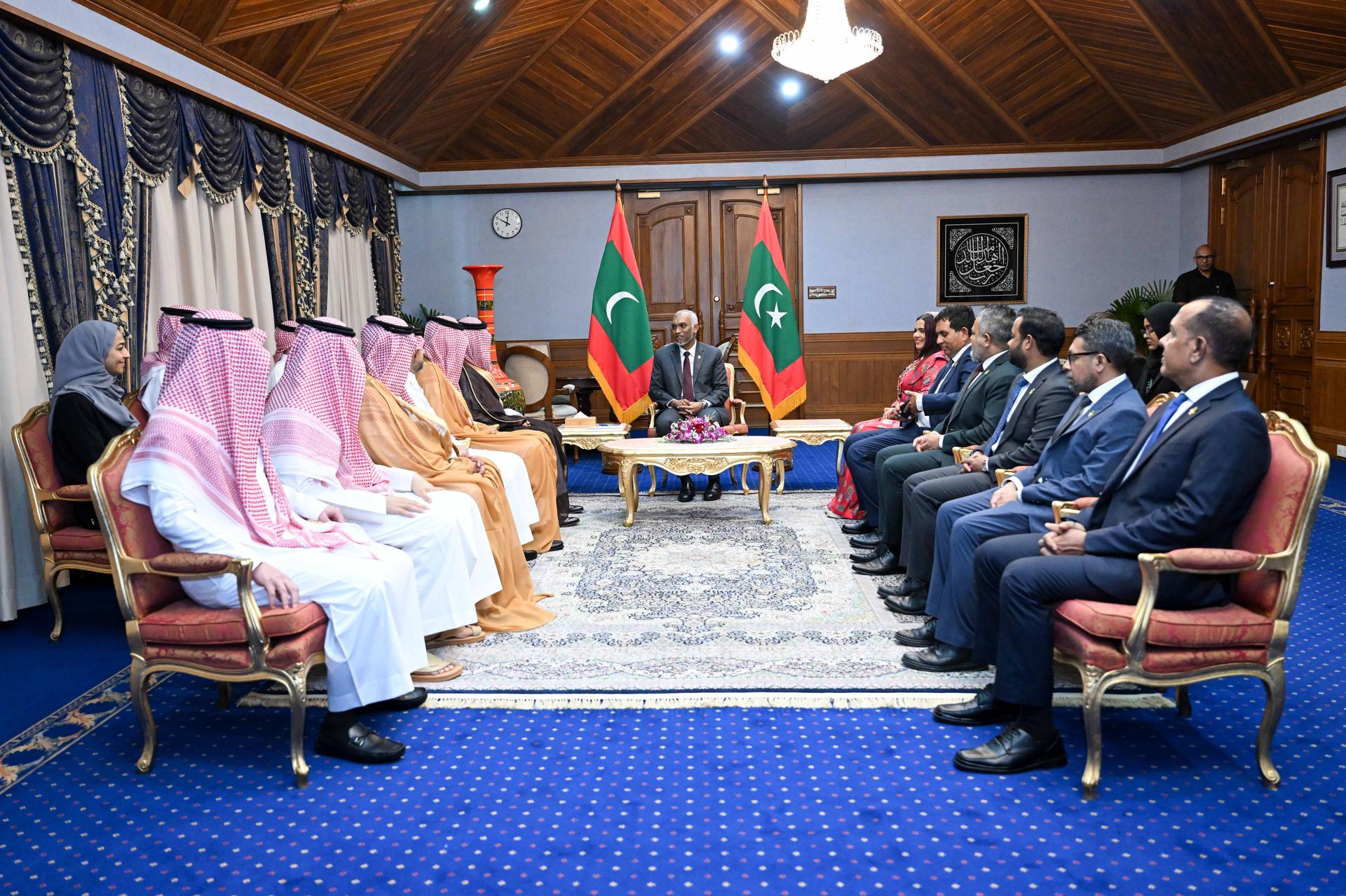 ސަޢޫދީ ޢަރަބިއްޔާގެ ވަފުދު، ރައީސްގެ އަރިހަށް އިޙުތިރާމުގެ ޒިޔާރަތެއް ކުރައްވައިފި