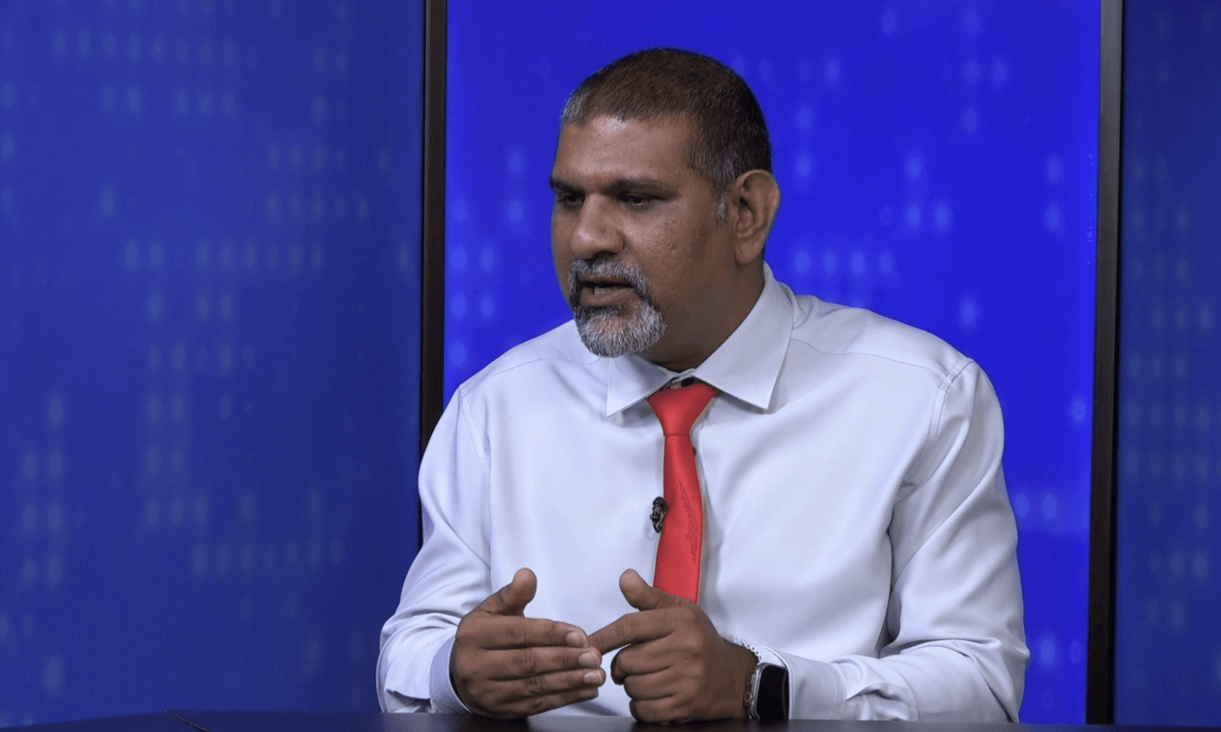 ގައުމީ ބޭންކުގެ ޑައިރެކްޓާ އޮފް ފައިނައިންޝިއަލް ސްޓްރެޓެޖީ އަބްދުﷲ ހަސަން - ފޮޓޯ/ މެންދުރު ޓީވީ