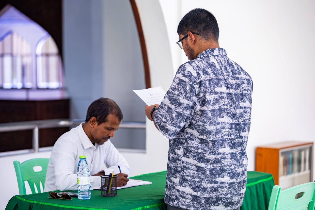 140 ބައިވެރިނާއެކު، ޒުވާން ޚަޠީބު ތަމްރީން ޕްރޮގުރާމުގެ ފަސް ވަނަ ބުރުގެ އިންޓަވިއު ފަށައިފި