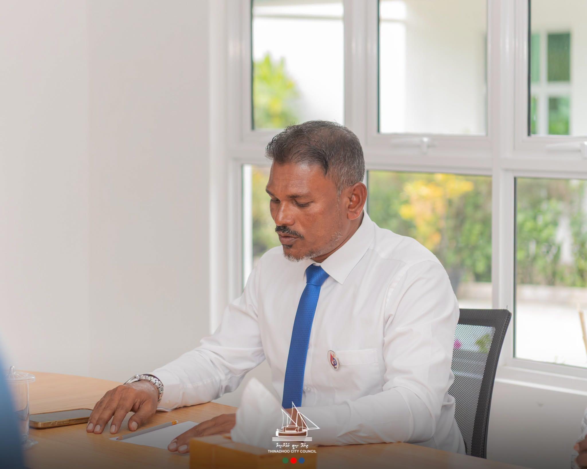 ތިނަދޫ މޭޔަރު ސައުދު، ފޮޓޯ: ތިނަދޫ ސިޓީ ކައުންސިލް