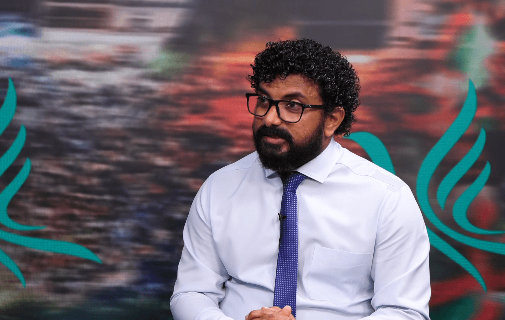 މަތީ މަޖިލިސްވެގެން ދާނީ އިދިކޮޅު ފިކުރުގެ ފަރާތްތައް ވެސް އެ މަޖިލީހަކުން ފެނިގެންދާނެ އެންމެ ޑިމޮކްރެޓިކް ހަރަކާތަށް: ލަމްއާން