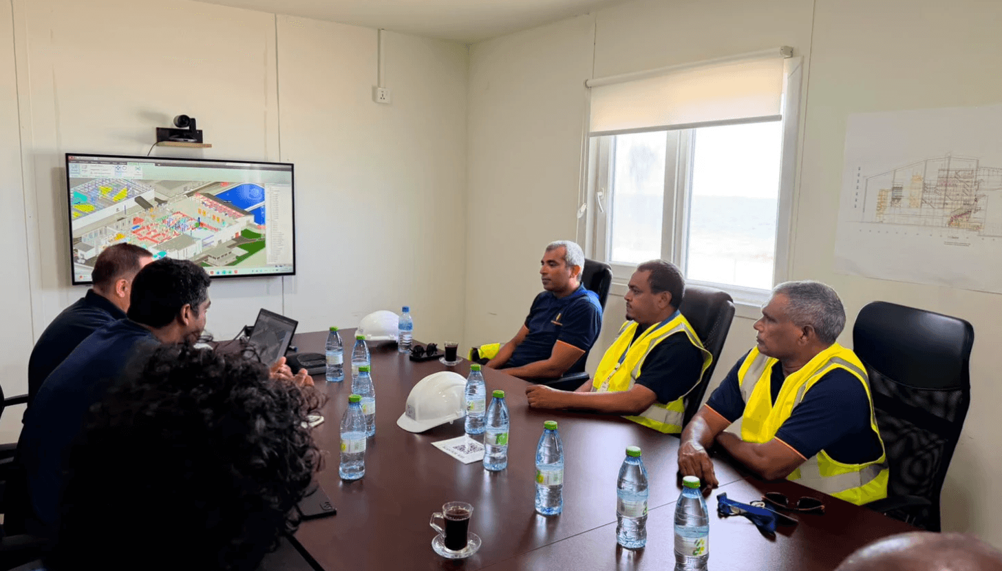 އޮޑިޓަރ ޖެނެރަލް ނިޔާޒީ ތިލަފުށީގައި، ފޮޓޯ: ތިމާވެއްޓާ ބެހޭ ވުޒާރާ