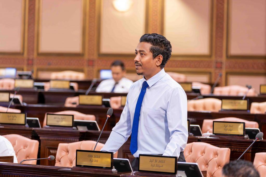 ޕެޓިޝަން ހުށަހެޅުމުގެ އުސޫލު ބަދަލުކުރަން މެންބަރު މަމްދޫހު އިސްލާހެއް ހުށަހަޅުއްވައިފި