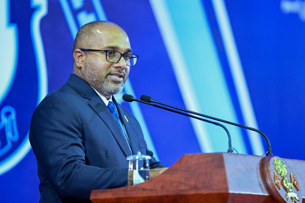 ހޯމްލޭންޑް ސެކިއުރިޓީ މިނިސްޓަރު އަލީ އިހްސާން